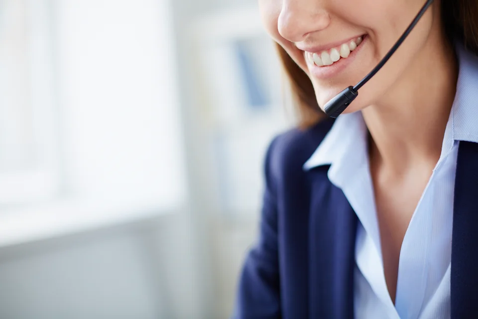 close-up-businesswoman-with-big-smile.jpg